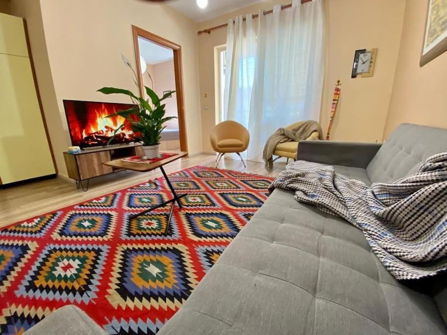 شقة تيرانا  في *Heart Of New Bazaar 1 Bed Apt* المظهر الخارجي الصورة