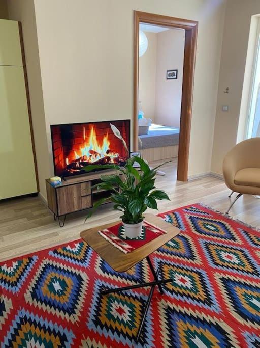 شقة تيرانا  في *Heart Of New Bazaar 1 Bed Apt* المظهر الخارجي الصورة